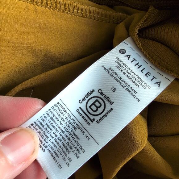 NWT Athleta Brooklyn Ankle Pants Tapered Leg Size 18 - Golden Mustard $89 - Picture 10 of 12